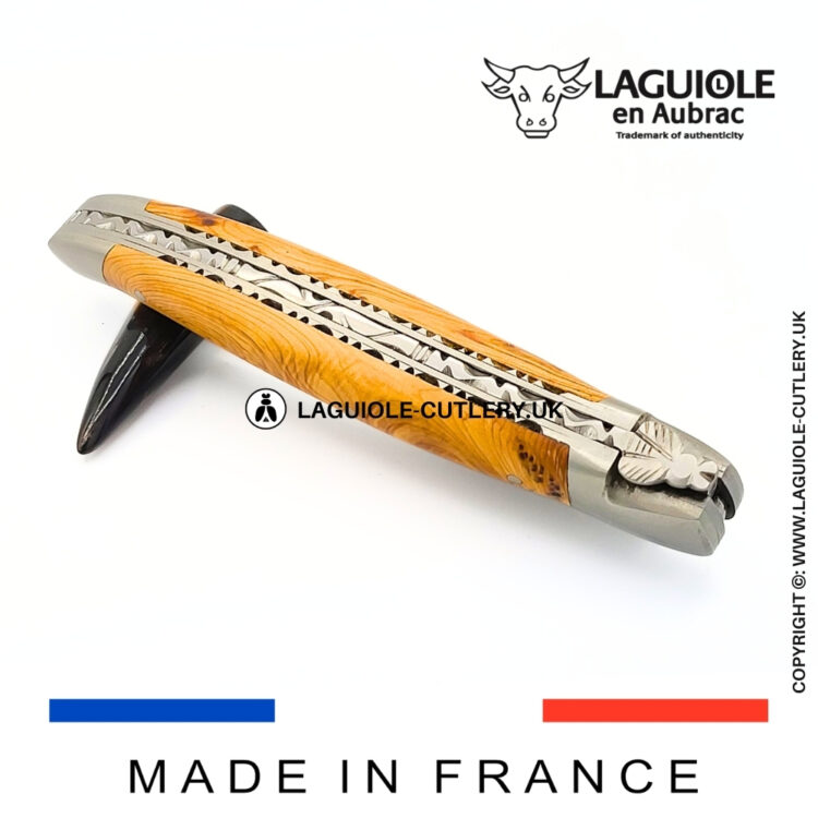 laguiole juniper wood pocket knife with hand filed double plates
