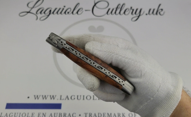 laguiole pocket knife thuya wood video