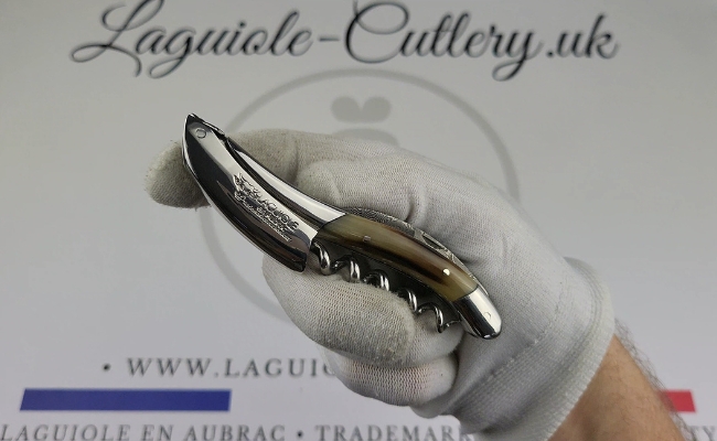 video laguiole sommelier corkscrew damascus blade zebu horn tip