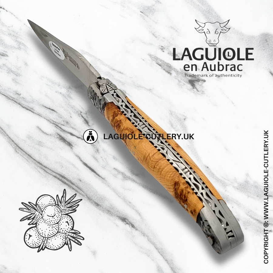 laguiole en aubrac juniper wood pocket knife with hand-filed double plates hammered bolsters