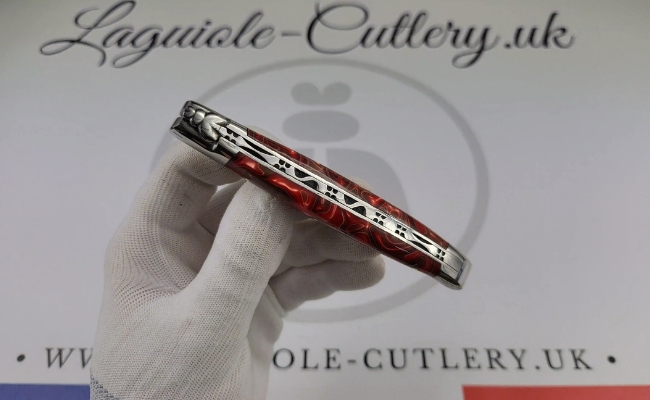 laguiole en aubrac pocket knife red acrylic video