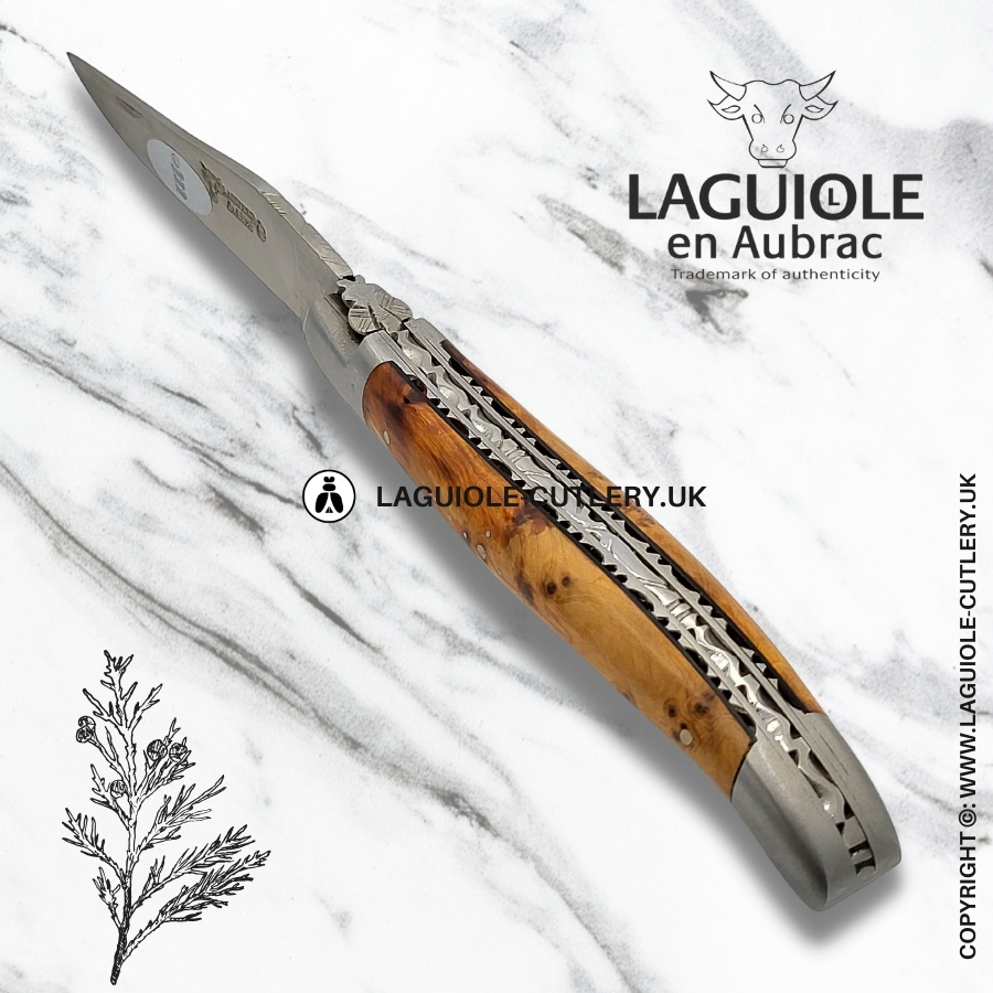 laguiole en aubrac thuyawood pocket knife with hand-filed double plates