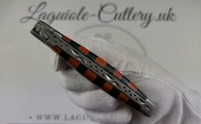 laguiole pocket knife checkerboard ebony/red heart wood