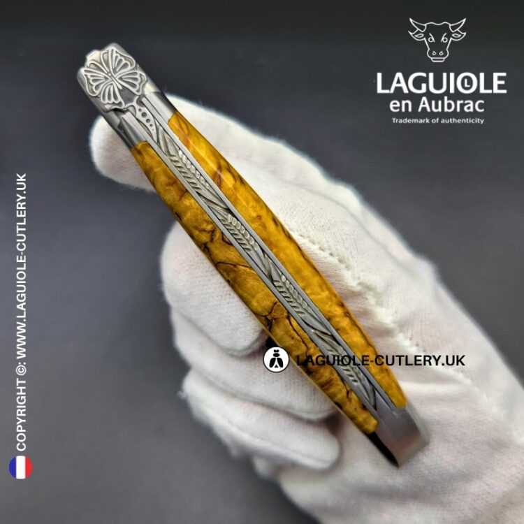 laguiole pocket knife “butterfly” in yellow birch wood